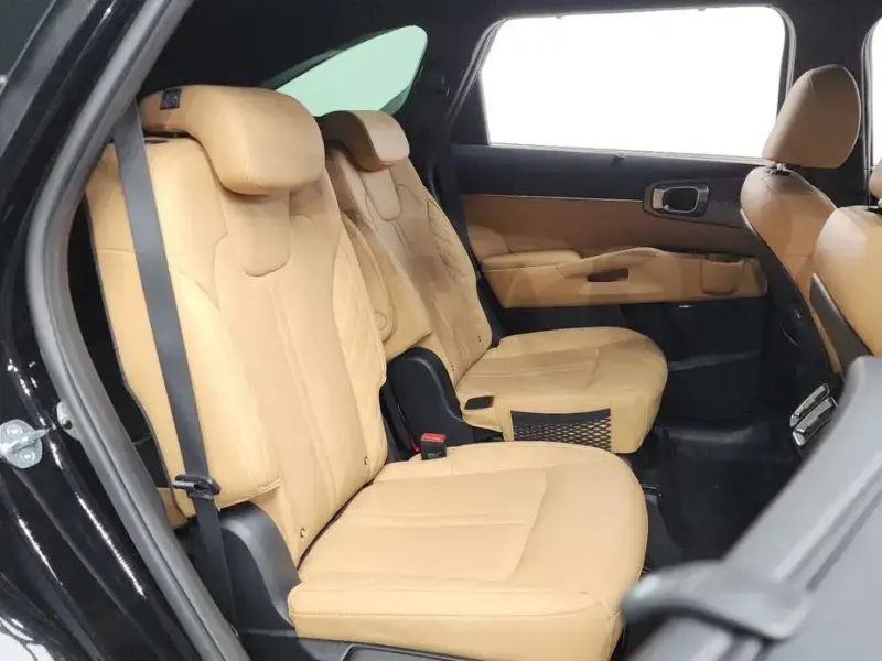 2023 Kia Sorento с пробегом 46 135 км