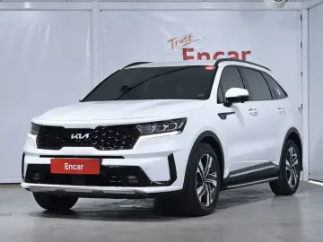 2023 Kia Sorento с пробегом 33 114 км