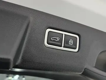 2023 Kia Sorento с пробегом 33 114 км