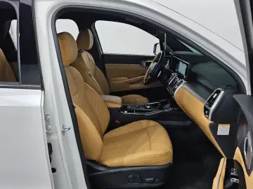 2023 Kia Sorento с пробегом 29 674 км