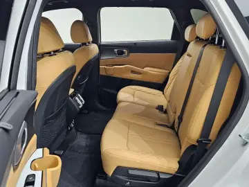 2023 Kia Sorento с пробегом 29 674 км