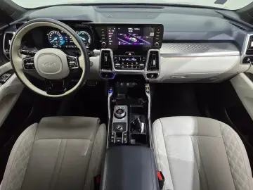 2022 Kia Sorento с пробегом 23 382 км