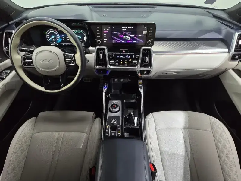 2022 Kia Sorento с пробегом 23 382 км
