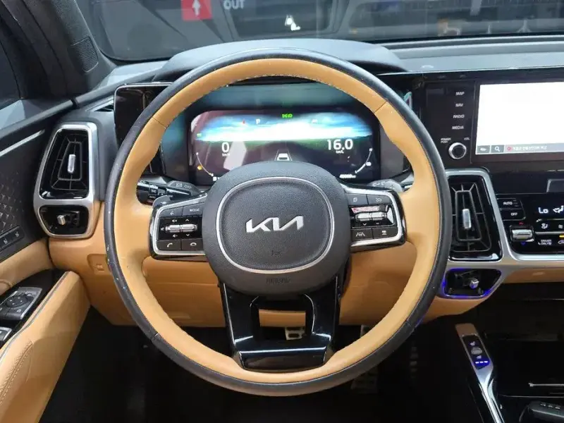 2022 Kia Sorento с пробегом 45 069 км