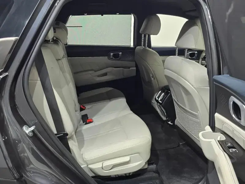 2022 Kia Sorento с пробегом 23 382 км