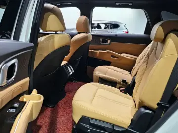 2022 Kia Sorento с пробегом 43 907 км