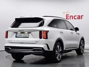 2023 Kia Sorento с пробегом 67 166 км