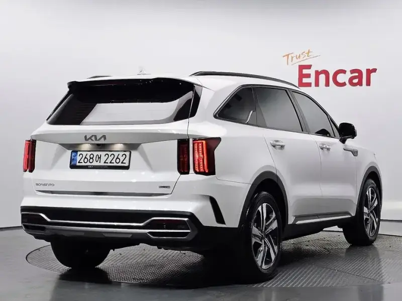 2023 Kia Sorento с пробегом 67 166 км