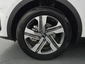 2023 Kia Sorento с пробегом 67 166 км