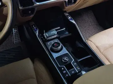 2023 Kia Sorento с пробегом 67 166 км