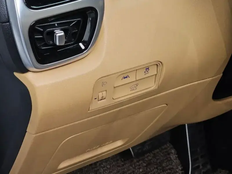 2023 Kia Sorento с пробегом 67 166 км