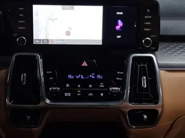 2023 Kia Sorento с пробегом 67 166 км