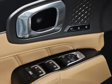2023 Kia Sorento с пробегом 67 166 км