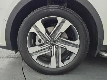 2023 Kia Sorento с пробегом 28 830 км