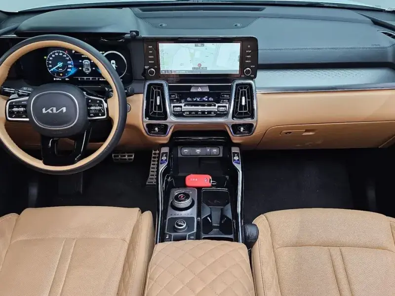 2023 Kia Sorento с пробегом 28 830 км