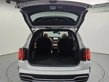 2023 Kia Sorento с пробегом 28 830 км