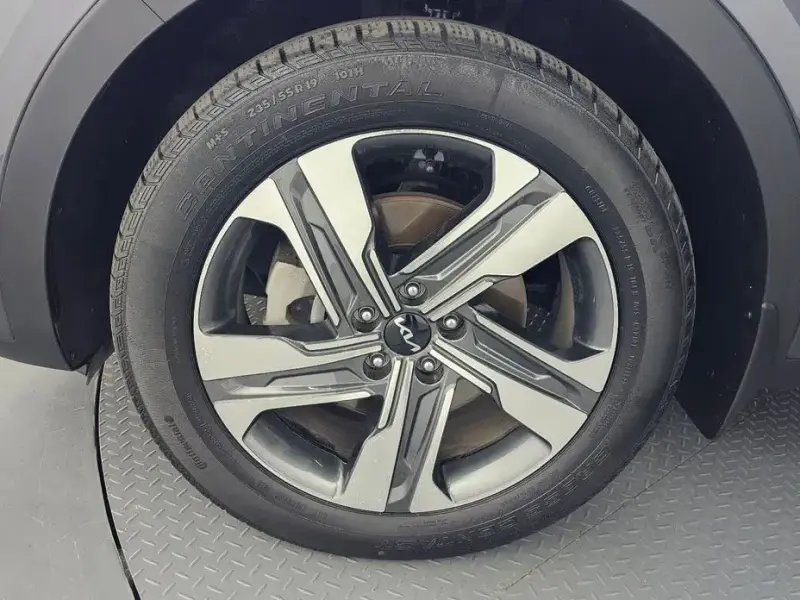 2022 Kia Sorento с пробегом 30 857 км