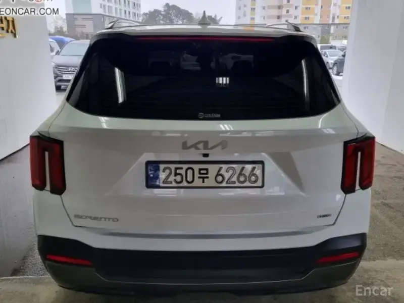 2024 Kia Sorento с пробегом 62 129 км