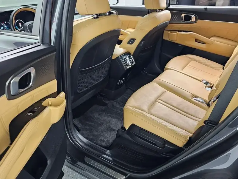 2022 Kia Sorento с пробегом 30 857 км