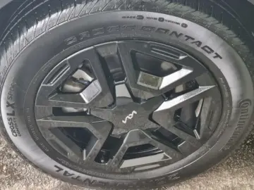 2024 Kia Sorento с пробегом 62 129 км