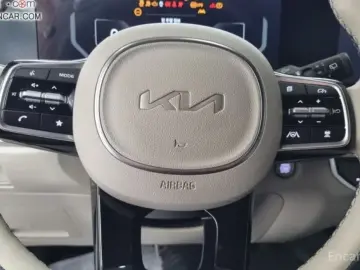 2024 Kia Sorento с пробегом 62 129 км