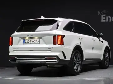 2023 Kia Sorento с пробегом 43 023 км
