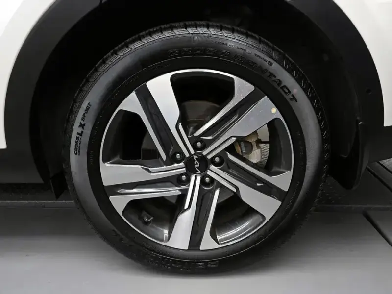 2023 Kia Sorento с пробегом 43 023 км