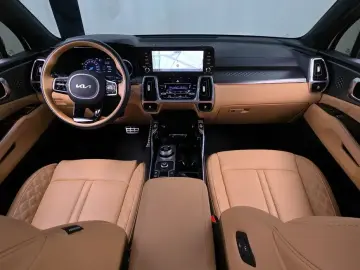 2023 Kia Sorento с пробегом 43 023 км