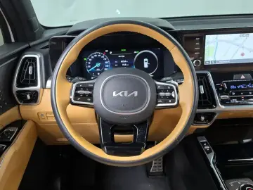 2023 Kia Sorento с пробегом 43 023 км