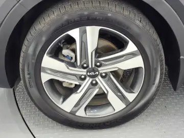 2023 Kia Sorento с пробегом 38 760 км