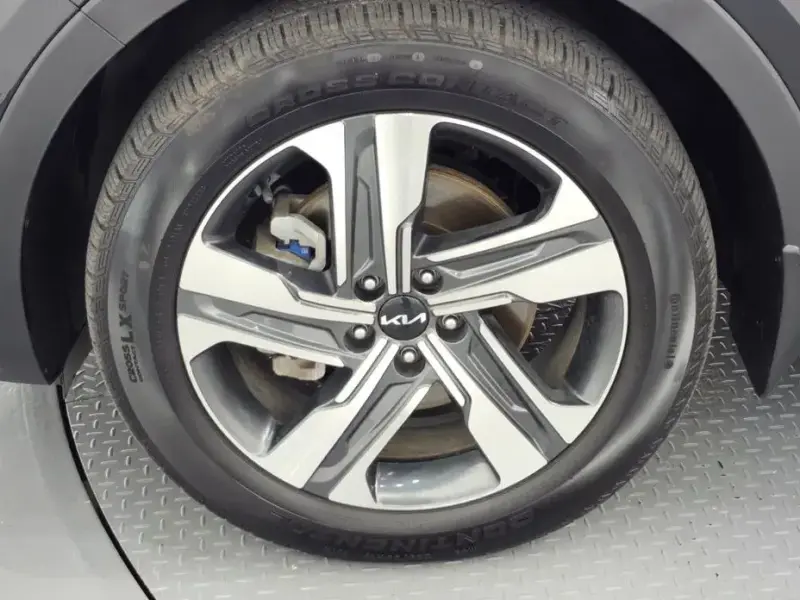 2023 Kia Sorento с пробегом 38 760 км