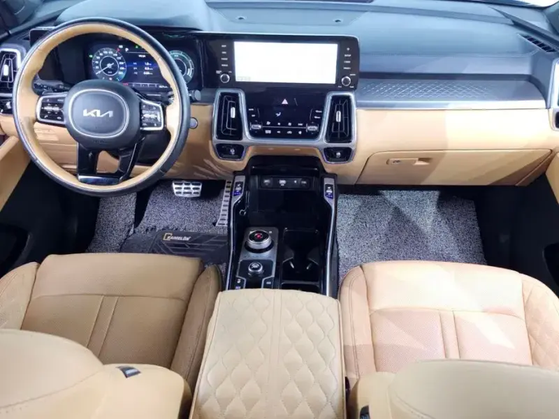 2023 Kia Sorento с пробегом 38 760 км