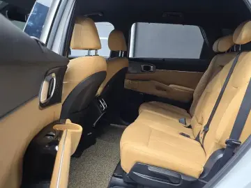 2022 Kia Sorento с пробегом 74 736 км