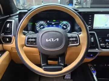 2022 Kia Sorento с пробегом 74 736 км