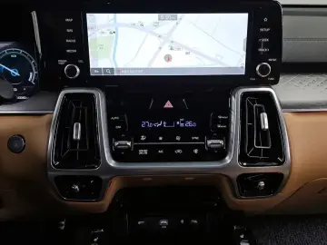 2023 Kia Sorento с пробегом 10 080 км