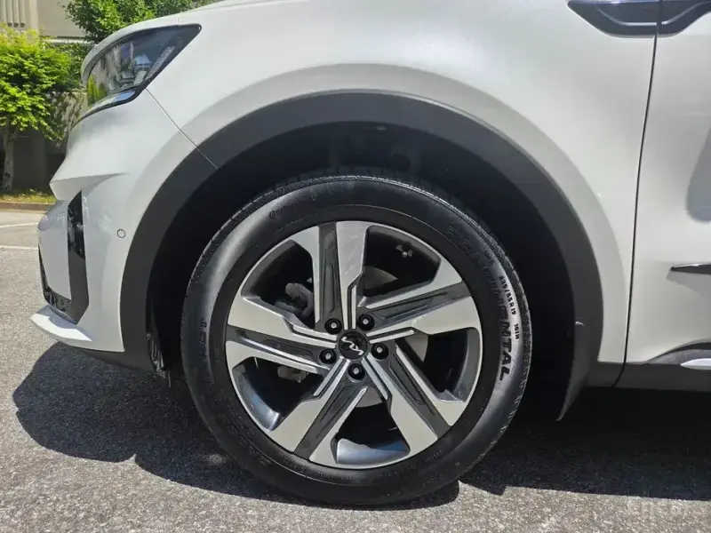 2023 Kia Sorento с пробегом 73 432 км