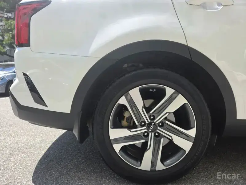 2023 Kia Sorento с пробегом 73 432 км