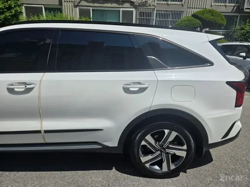 2023 Kia Sorento с пробегом 73 432 км