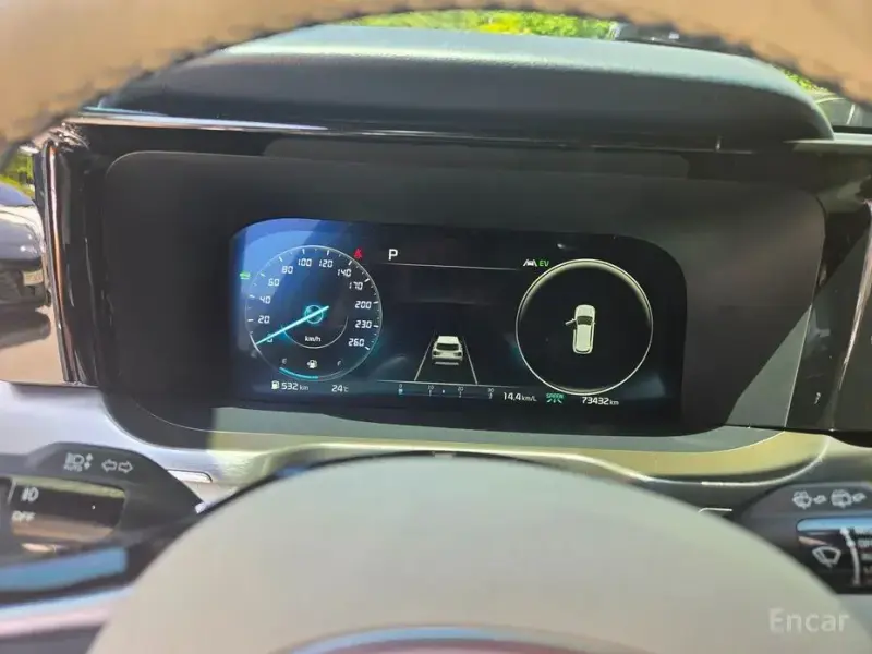 2023 Kia Sorento с пробегом 73 432 км