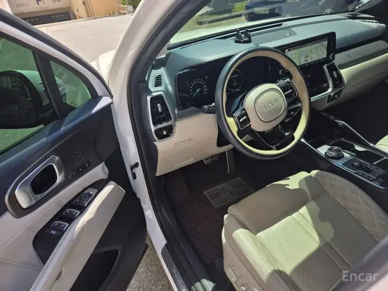 2023 Kia Sorento с пробегом 73 432 км