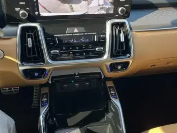 2022 Kia Sorento с пробегом 2 217 км