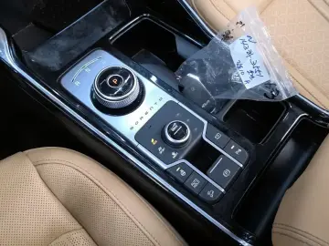 2022 Kia Sorento с пробегом 80 048 км