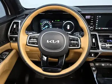 2022 Kia Sorento с пробегом 80 048 км
