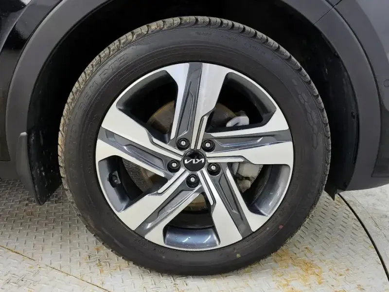 2022 Kia Sorento с пробегом 120 042 км