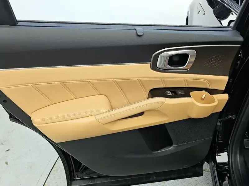 2022 Kia Sorento с пробегом 120 042 км