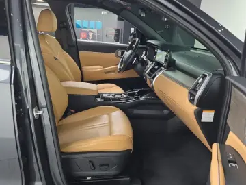 2022 Kia Sorento с пробегом 127 023 км