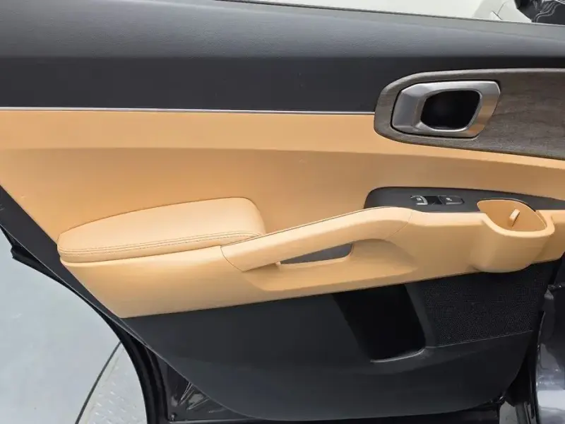 2022 Kia Sorento с пробегом 127 023 км