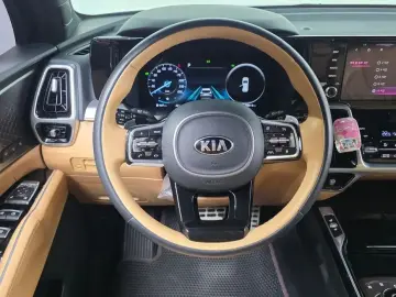 2020 Kia Sorento с пробегом 98 013 км