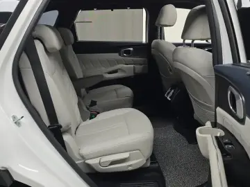 2022 Kia Sorento с пробегом 56 153 км