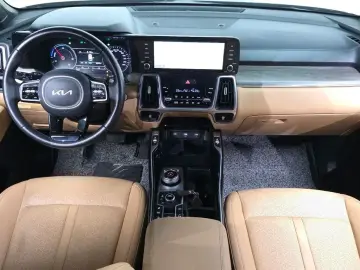 2021 Kia Sorento с пробегом 90 916 км